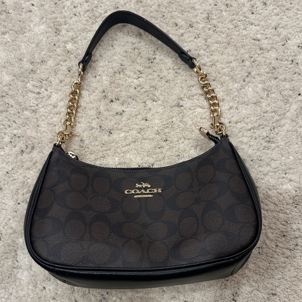 Coach Signature Black and Brown Shoulder Bag